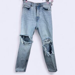 Zara High Rise Distressed Mom Jeans – Size 6